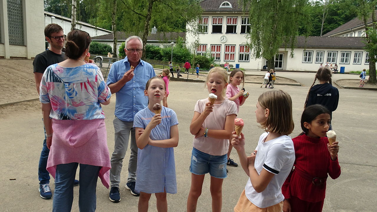 Schulleiter Stefan Platte wird verabschiedet